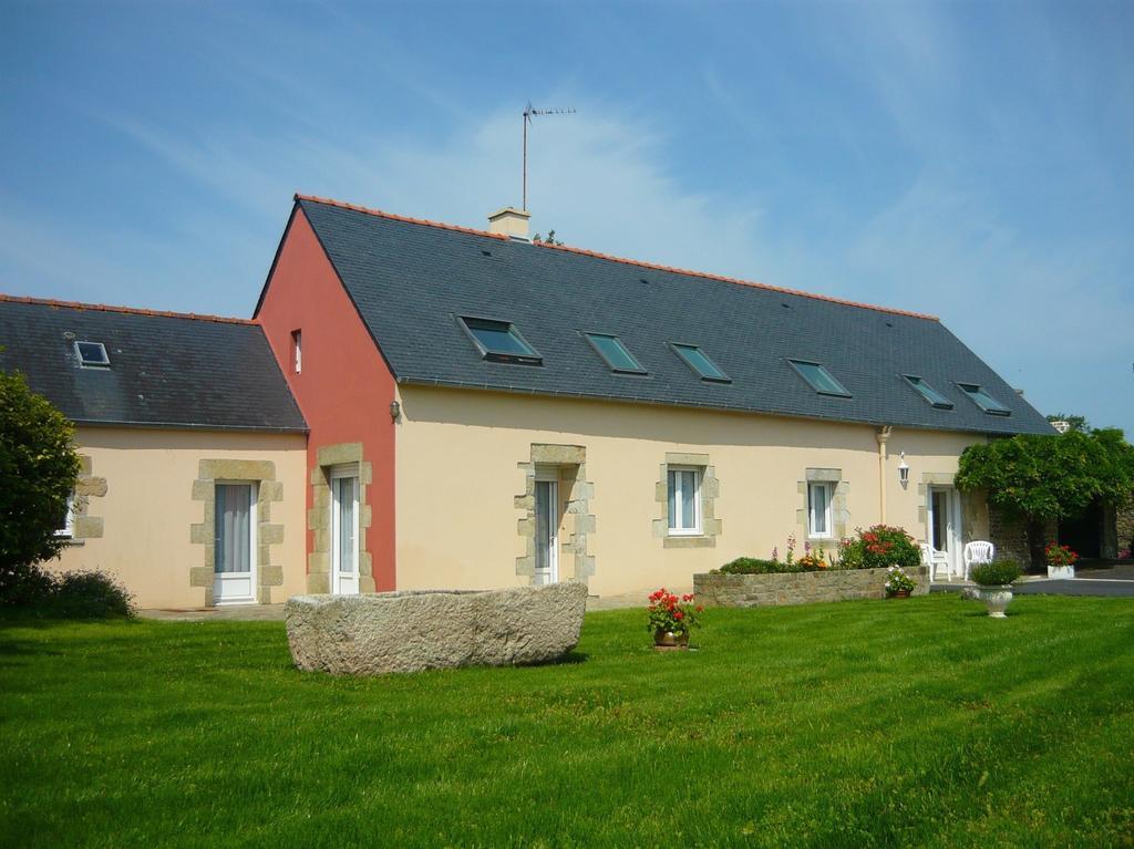 Au Calme A 10Mn Des Baies De Douarnenez Et Audierne Avec Cuisine A Disposition Mahalon Luaran gambar
