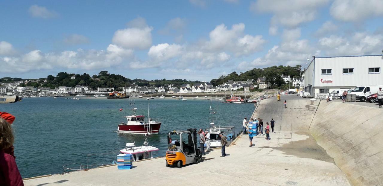 Au Calme A 10Mn Des Baies De Douarnenez Et Audierne Avec Cuisine A Disposition Mahalon Luaran gambar